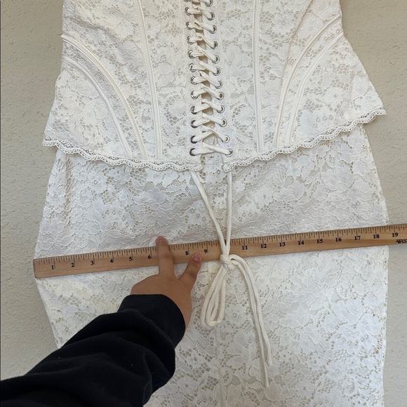 House of CB Solaine Ivory Lace Corset Maxi Dress Size L A-C NWOT Floral lace - Picture 13 of 17